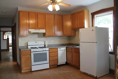4054 W Oakdale Avenue, Chicago, IL 60641 - Photo 7