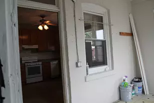 4054 W Oakdale Ave, Chicago, IL 60641 - Photo 13