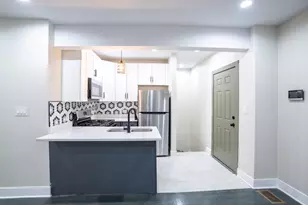7948 S Evans Ave, Chicago, IL 60619 - Photo 5