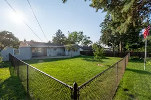 928 Woodland Dr, Rockford, IL 61108 - Photo 29