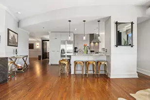 910 S Michigan Ave, Chicago, IL 60605 - Photo 9