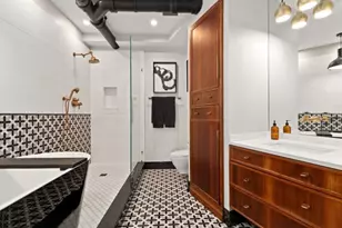910 S Michigan Ave, Chicago, IL 60605 - Photo 19
