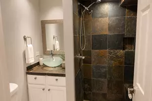 978 Oak Ridge Blvd, Elgin, IL 60120 - Photo 19