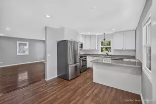 3218 Ezra Ave, Zion, IL 60099 - Photo 7