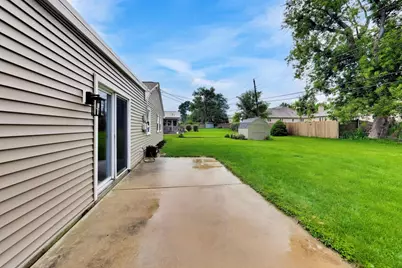 1430 Sequoia Lane, Darien, IL 60561 - Photo 37