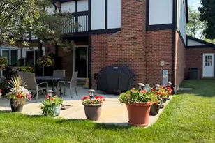1492 Circle Ct, Elk Grove Village, IL 60007 - Photo 37