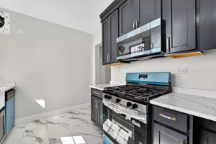 6901 S Oglesby Ave, Chicago, IL 60649 - Photo 23