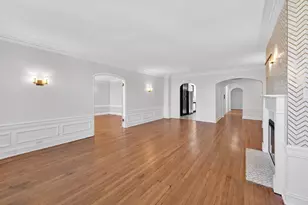 6901 S Oglesby Ave, Chicago, IL 60649 - Photo 15