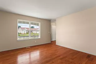 5571 Thribble Cross, Roscoe, IL 61073 - Photo 17