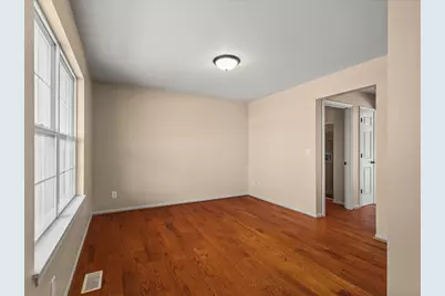 5571 Thribble Cross, Roscoe, IL 61073 - Photo 5