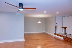 8235 Poplar Ln, Palos Hills, IL 60465 - Photo 3