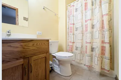 1375 E Cap Circle, Bourbonnais, IL 60914 - Photo 15
