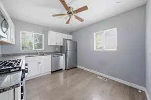 431 Neosho St, Park Forest, IL 60466 - Photo 15