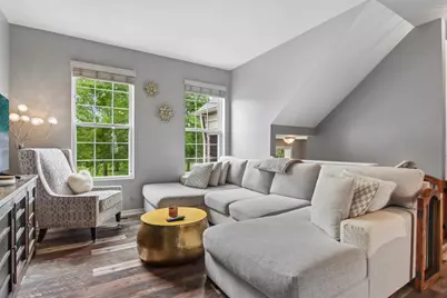 105 Station Park Circle, Grayslake, IL 60030 - Photo 5