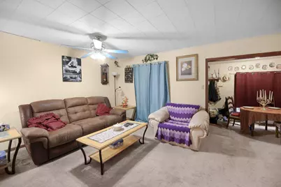 811 S Lincoln Boulevard, Centralia, IL 62801 - Photo 13