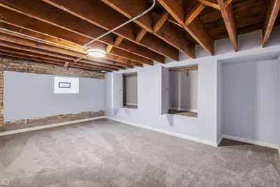 1742 N Mozart Street, Chicago, IL 60647 - Photo 9