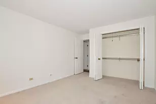 2000 Chestnut Ave, Glenview, IL 60025 - Photo 7
