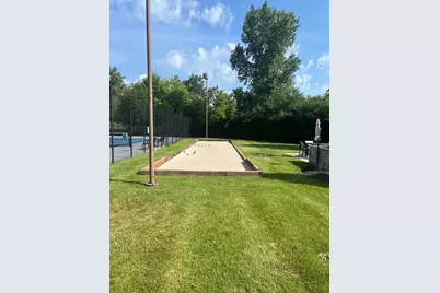 2000 Chestnut Avenue #207, Glenview, IL 60025 - Photo 25