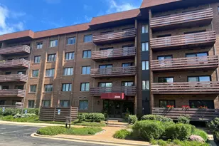 2000 Chestnut Ave, Glenview, IL 60025 - Photo 15