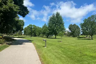 2000 Chestnut Ave, Glenview, IL 60025 - Photo 21