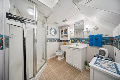 8231 W Berwyn Avenue, Chicago, IL 60656 - Photo 23