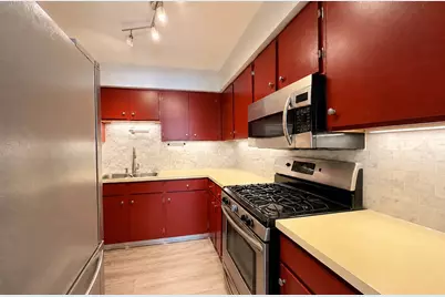 5500 Lincoln Avenue #510-E, Morton Grove, IL 60053 - Photo 5
