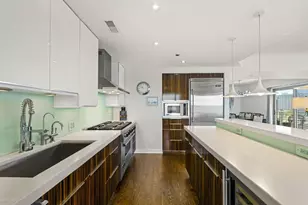 4350 N Broadway St, Chicago, IL 60613 - Photo 13