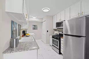 1171 Bunker Hill Ct, Wheaton, IL 60189 - Photo 5