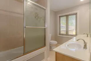 5639 N Manor Ln, Norwood Park, IL 60631 - Photo 19