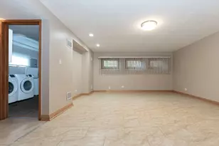 5639 N Manor Ln, Norwood Park, IL 60631 - Photo 21