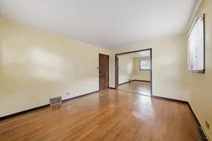 1025 Belair Dr, Darien, IL 60561 - Photo 29