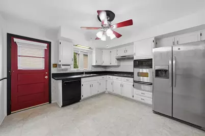1025 Belair Drive, Darien, IL 60561 - Photo 15