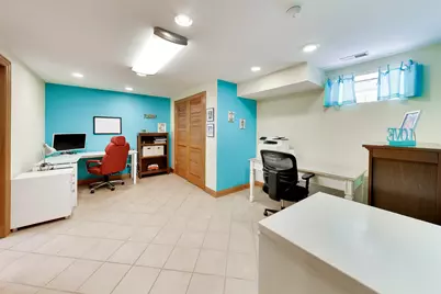 5837 N Virginia Avenue, Chicago, IL 60659 - Photo 33