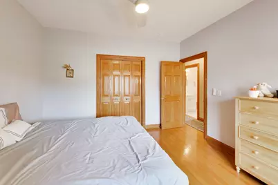 5837 N Virginia Avenue, Chicago, IL 60659 - Photo 23