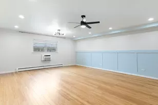 415 S Maple Ave, Oak Park, IL 60302 - Photo 3