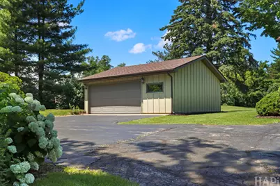 1702 Breezy Lawn Road, Spring Grove, IL 60081 - Photo 31