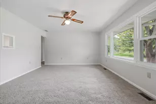 1000 E Jefferson St, Clifton, IL 61727 - Photo 3