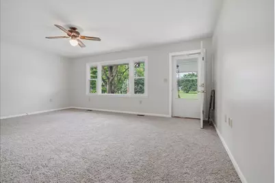 1000 E Jefferson Street, Clifton, IL 61727 - Photo 13