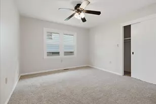 1000 E Jefferson St, Clifton, IL 61727 - Photo 9