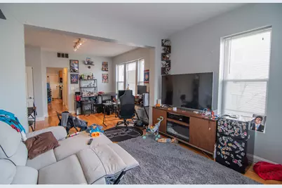 1358 N Artesian Avenue #2F, Chicago, IL 60622 - Photo 3
