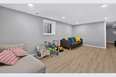 4940 N Whipple Street, Chicago, IL 60625 - Photo 17