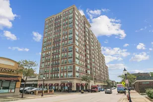 77 S Evergreen Ave, Arlington Heights, IL 60005 - Photo 1