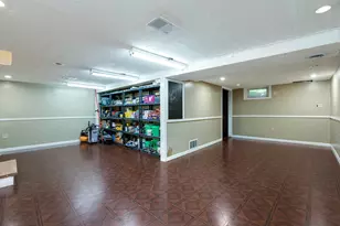 1015 Leslie Ln, Villa Park, IL 60181 - Photo 13