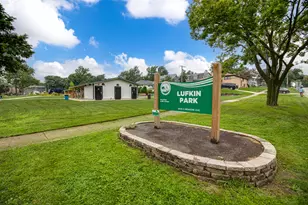1015 Leslie Ln, Villa Park, IL 60181 - Photo 15