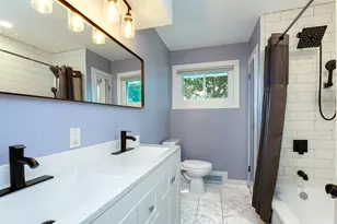 1015 Leslie Ln, Villa Park, IL 60181 - Photo 11