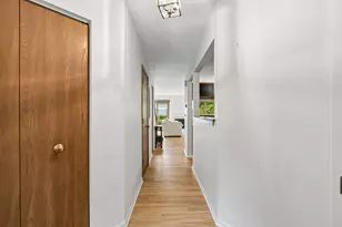 2007 N Coldspring Rd, Arlington Heights, IL 60004 - Photo 5