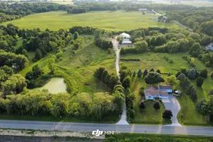 47W975 Lenschow Rd, Hampshire, IL 60140 - Photo 3