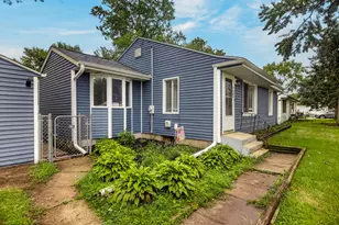 7407 Rogers St, Machesney Park, IL 61115 - Photo 5