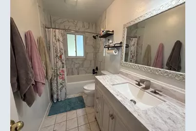 753 Macarthur Drive, Buffalo Grove, IL 60089 - Photo 9