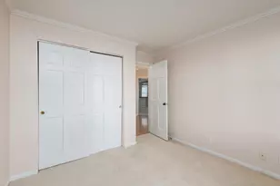 1891 Fox Run Dr, Elk Grove Village, IL 60007 - Photo 17